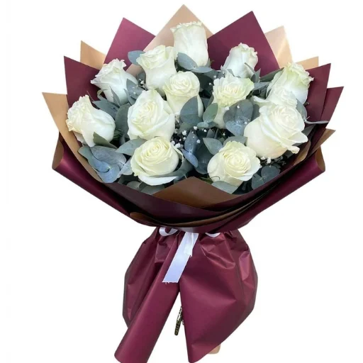 Ramo de 12 rosas blancas importadas